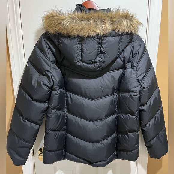 Tommy Hilfiger Women’s Size XL Winter Jacket - Picture 2 of 9